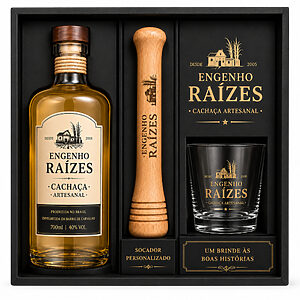 Kit Cachaça e Drink em Caixa Personalizado